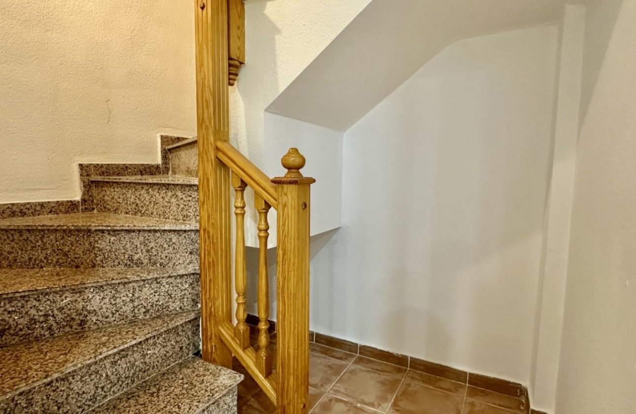 Resale - Villa - Orihuela Costa - Villamartín