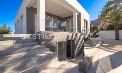 Resale - Villa - Orihuela Costa - Orihuela