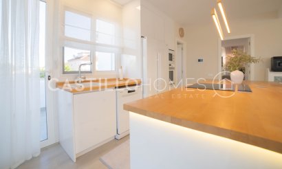 Resale - Villa - Orihuela Costa - Orihuela