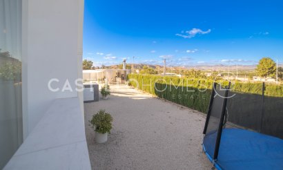 Resale - Villa - Orihuela Costa - Orihuela