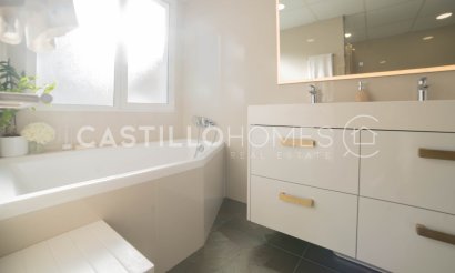 Resale - Villa - Orihuela Costa - Orihuela