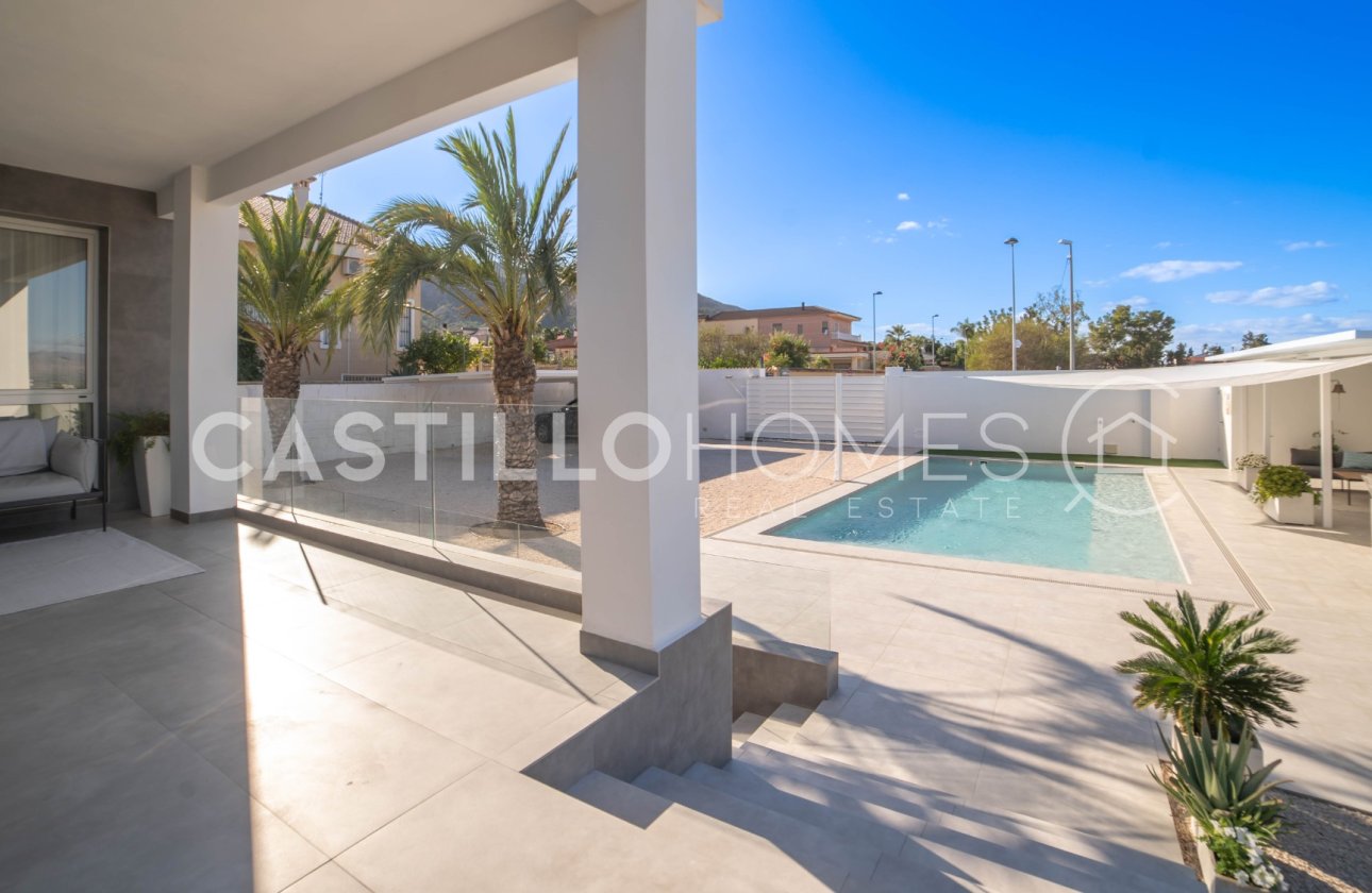 Resale - Villa - Orihuela Costa - Orihuela