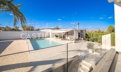 Resale - Villa - Orihuela Costa - Orihuela