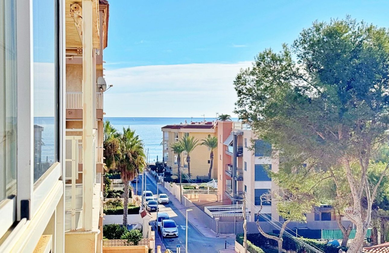 Resale - Apartment / flat - Torrevieja - Rocio del Mar