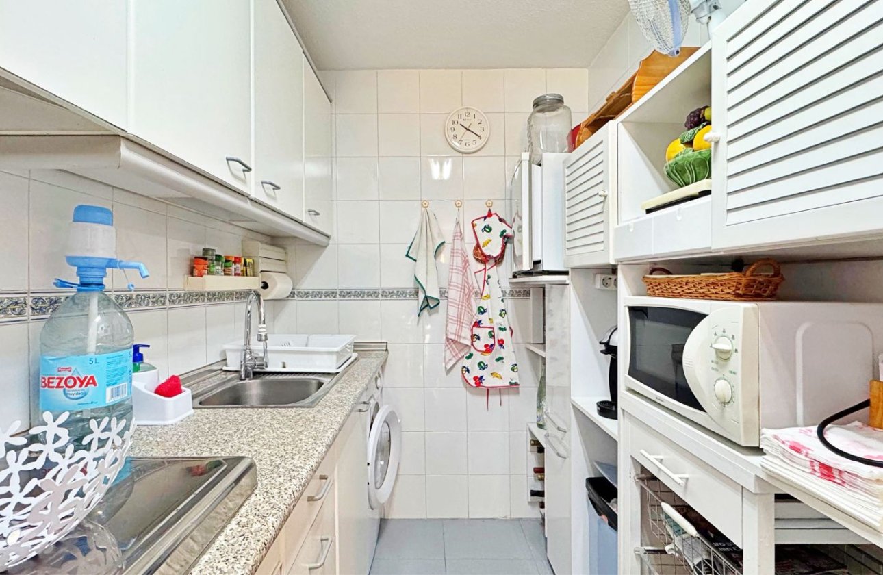 Resale - Apartment / flat - Torrevieja - Rocio del Mar