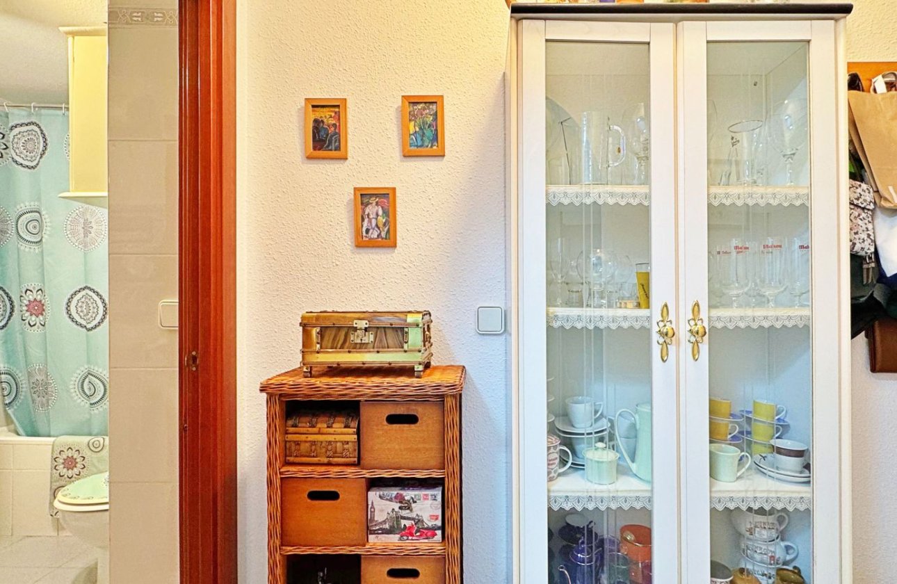 Resale - Apartment / flat - Torrevieja - Rocio del Mar