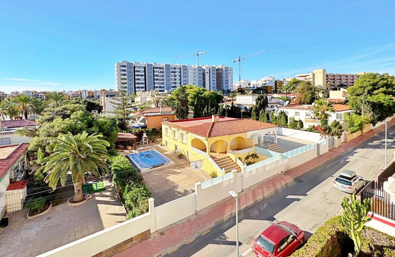 Resale - Apartment / flat - Torrevieja - Rocio del Mar