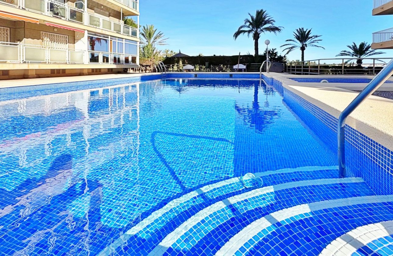 Resale - Apartment / flat - Torrevieja - Rocio del Mar