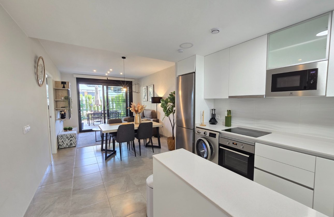 Resale - Apartment / flat - Orihuela Costa - Villamartín