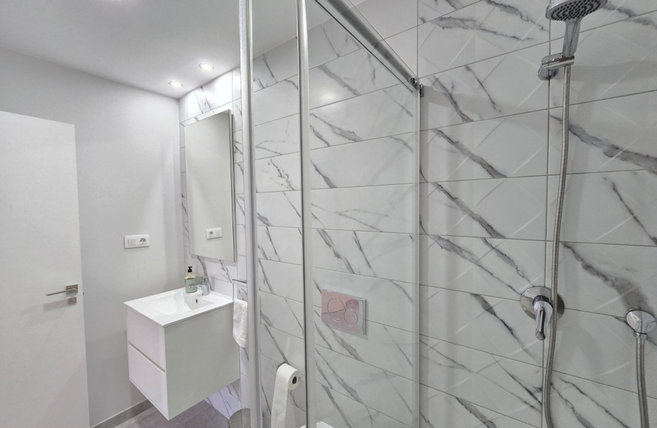 Resale - Apartment / flat - Orihuela Costa - Villamartín