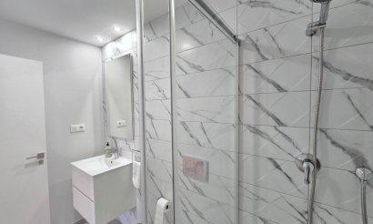 Resale - Apartment / flat - Orihuela Costa - Villamartín