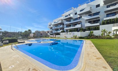 Resale - Apartment / flat - Orihuela Costa - Villamartín