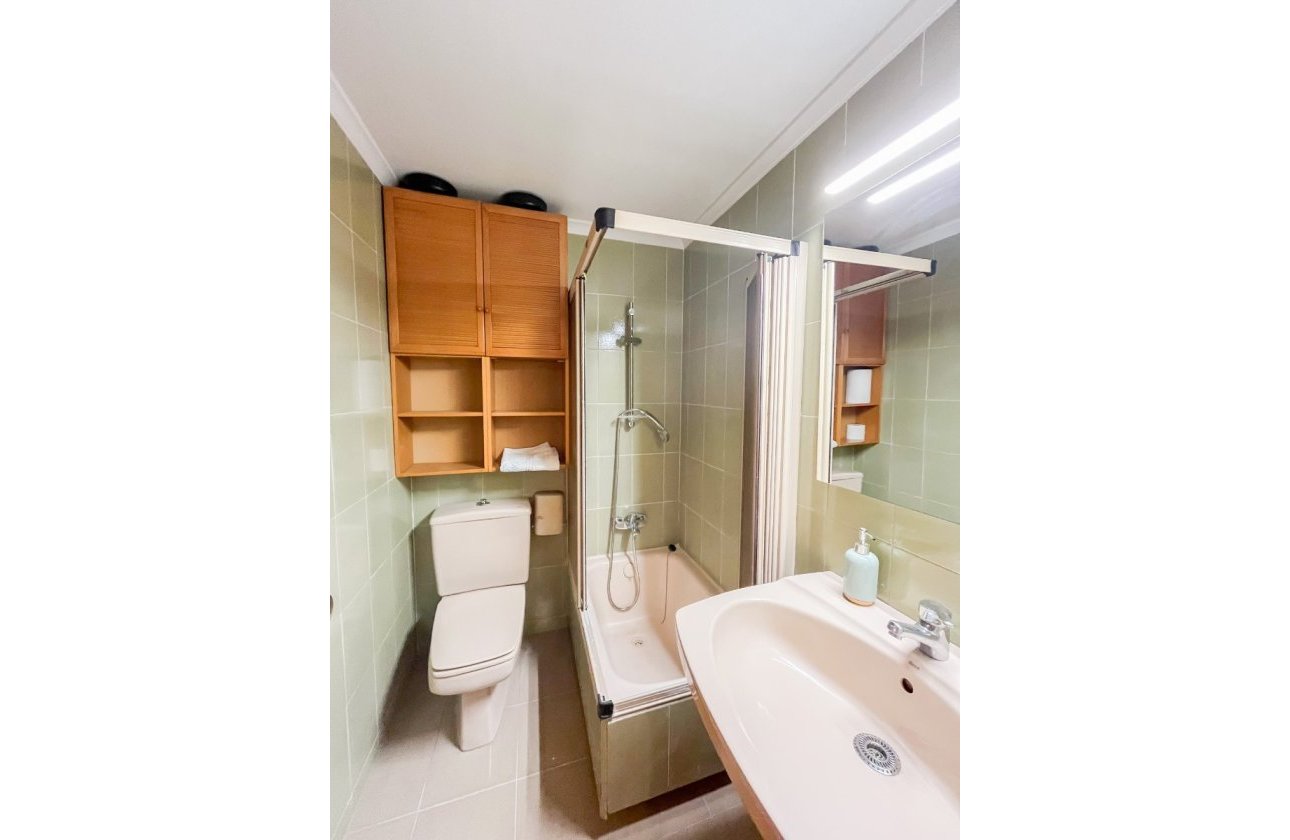 Reventa - Apartamento / piso - Alicante - Centro