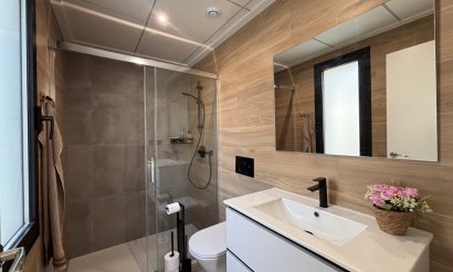 Reventa - Villa - Villamartin