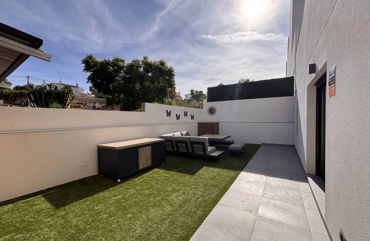 Reventa - Villa - Villamartin