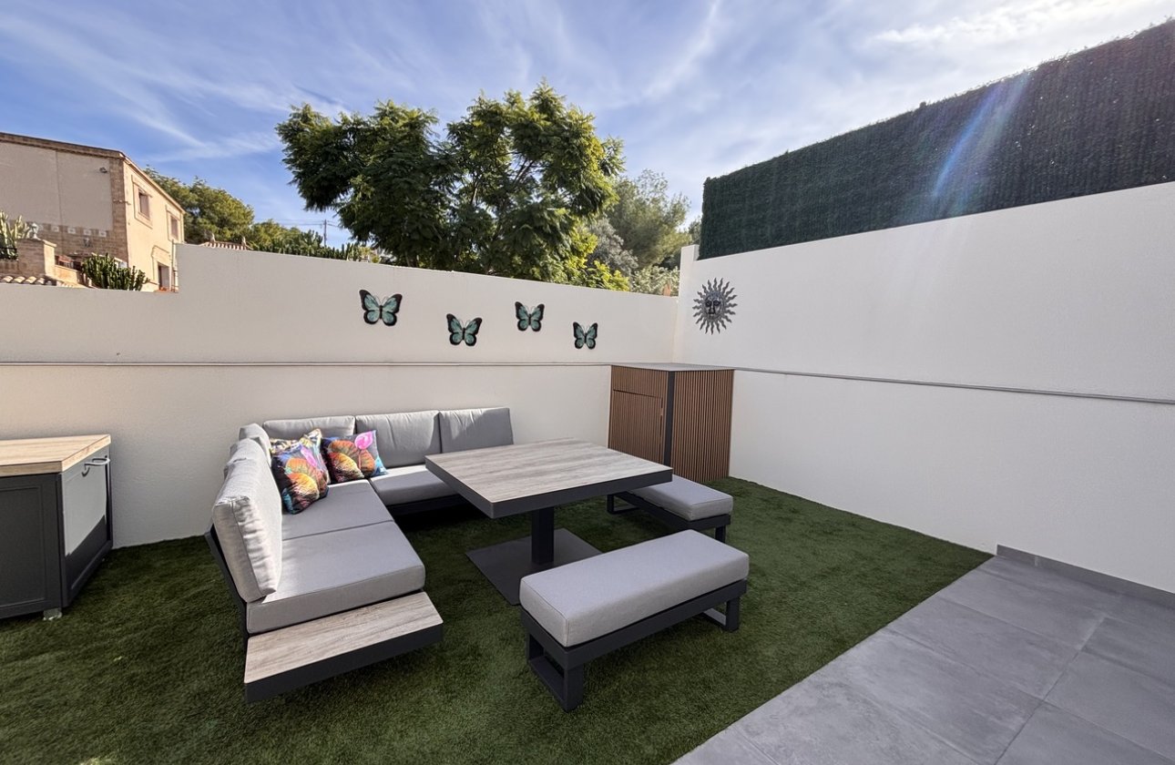 Reventa - Villa - Villamartin