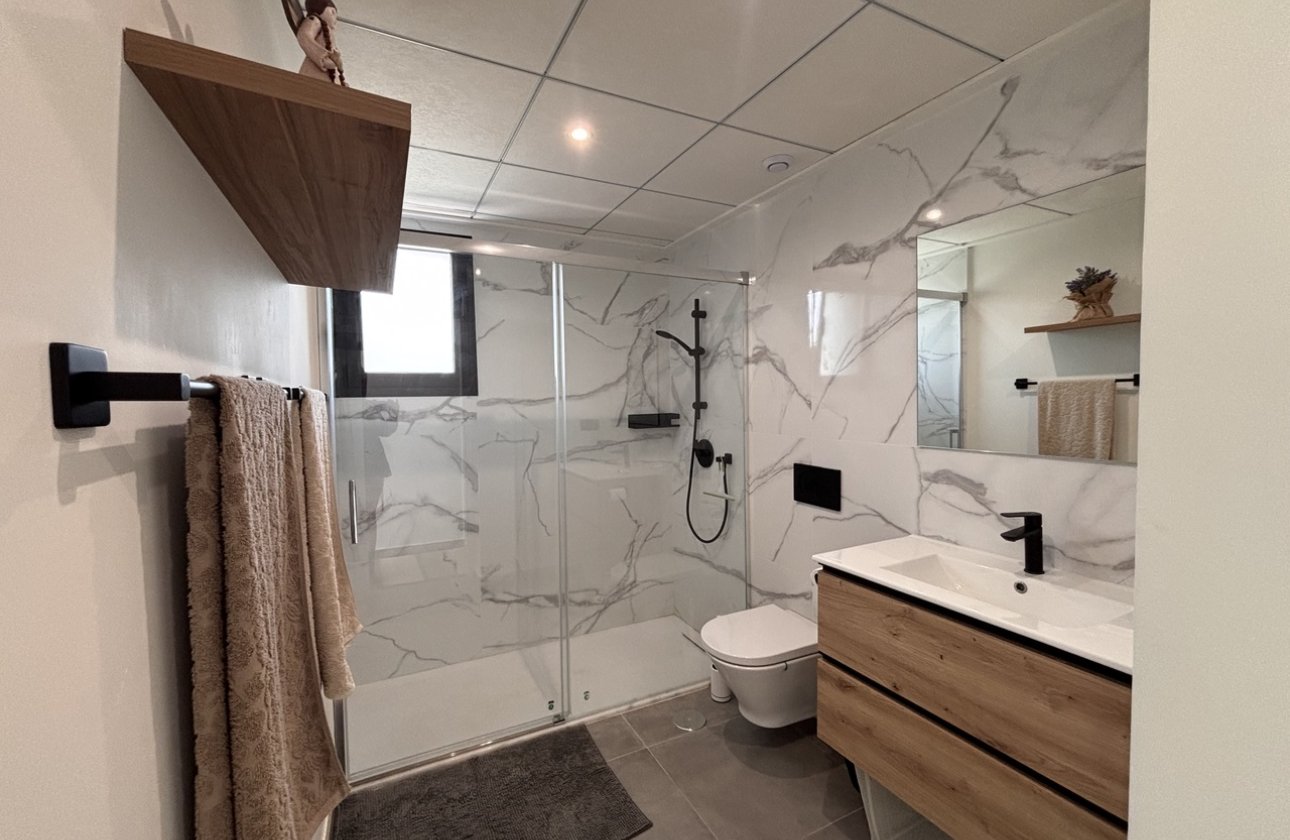 Reventa - Villa - Villamartin