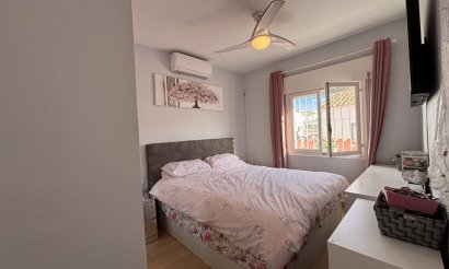 Resale - Villa - Orihuela Costa - Playa Flamenca