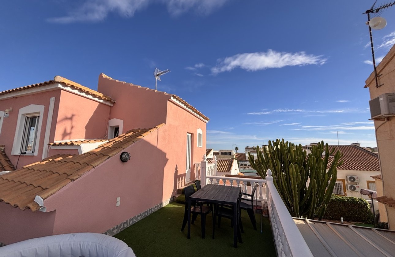 Resale - Villa - Orihuela Costa - Playa Flamenca