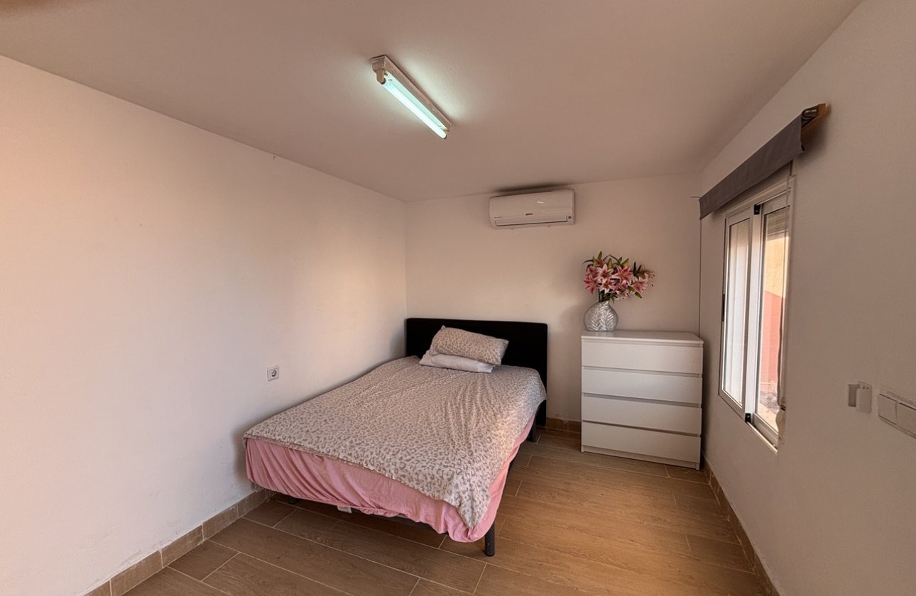 Resale - Villa - Orihuela Costa - Playa Flamenca