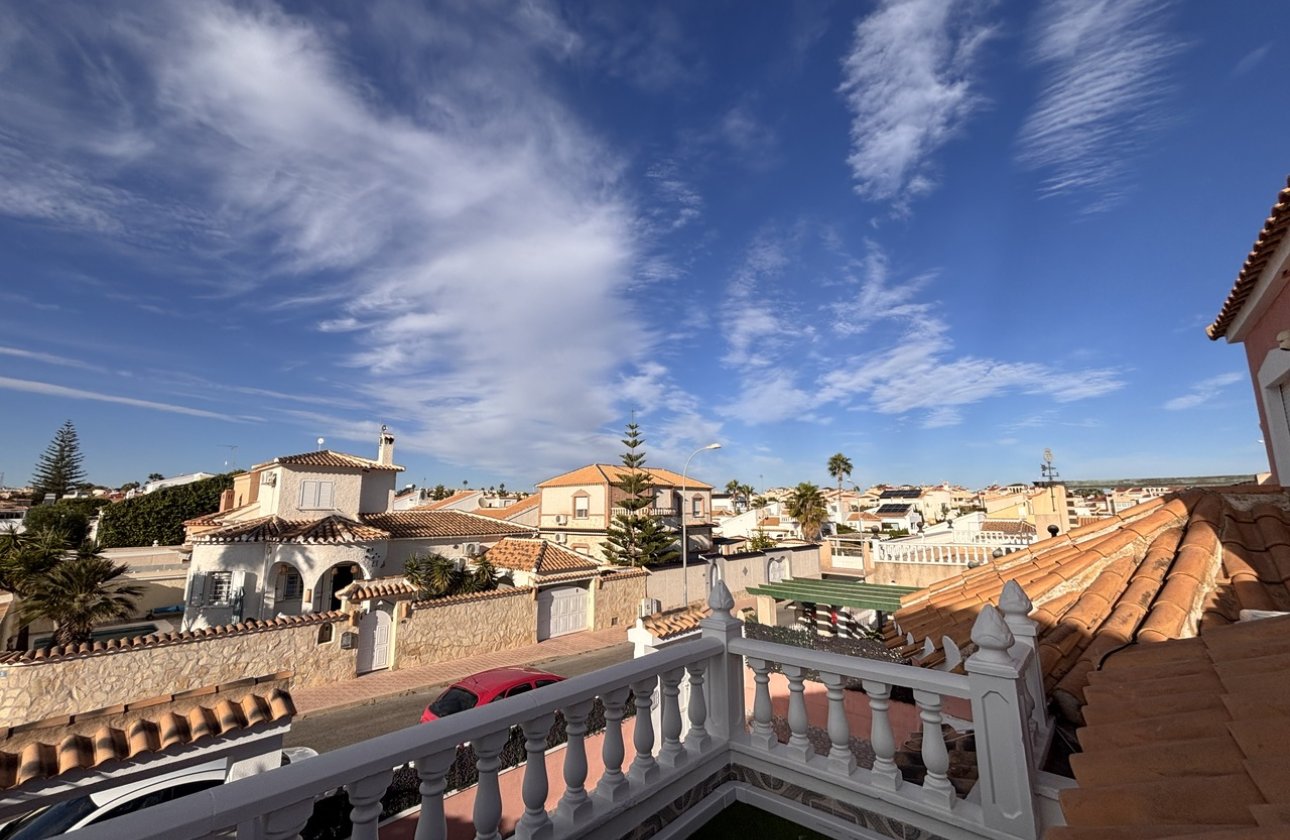 Resale - Villa - Orihuela Costa - Playa Flamenca