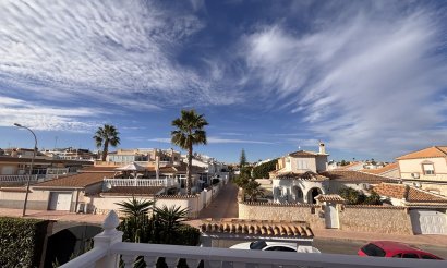 Resale - Villa - Orihuela Costa - Playa Flamenca