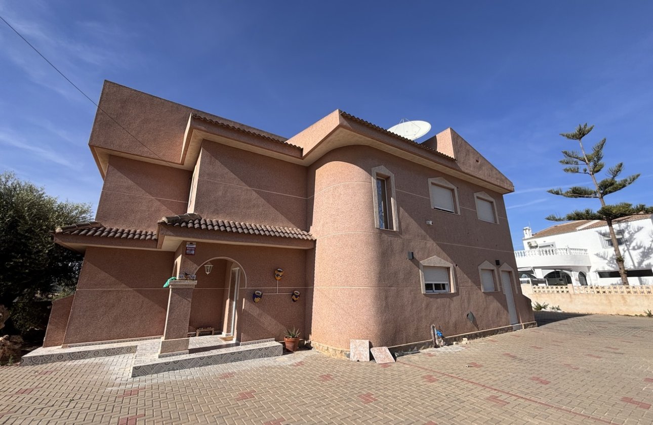 Resale - Villa - Benijofar