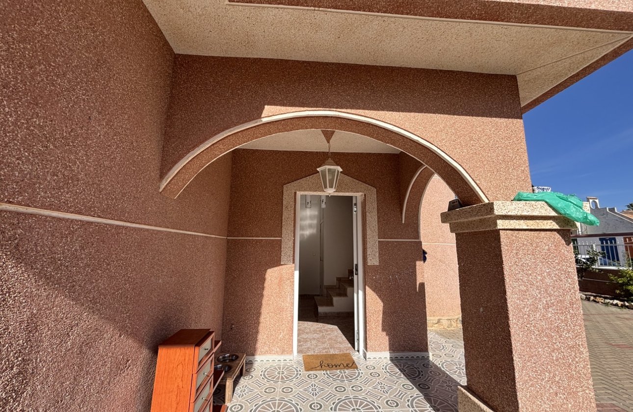 Resale - Villa - Benijofar