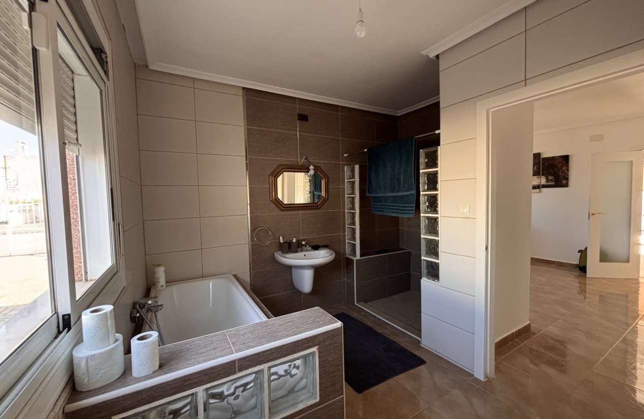 Resale - Villa - Benijofar