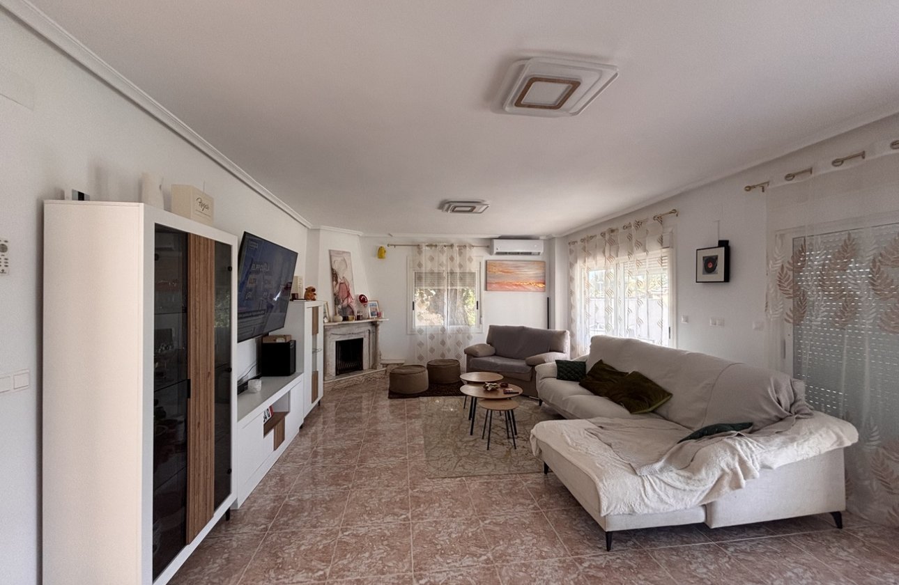 Resale - Villa - Benijofar