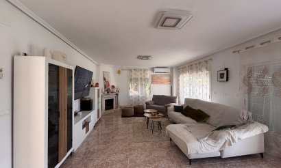 Resale - Villa - Benijofar