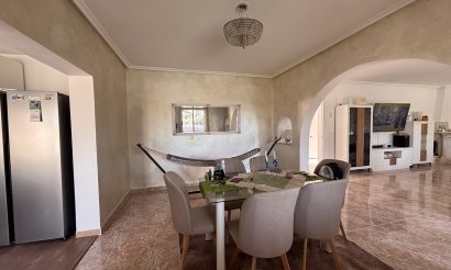 Resale - Villa - Benijofar