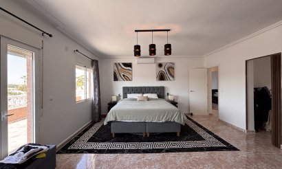 Resale - Villa - Benijofar