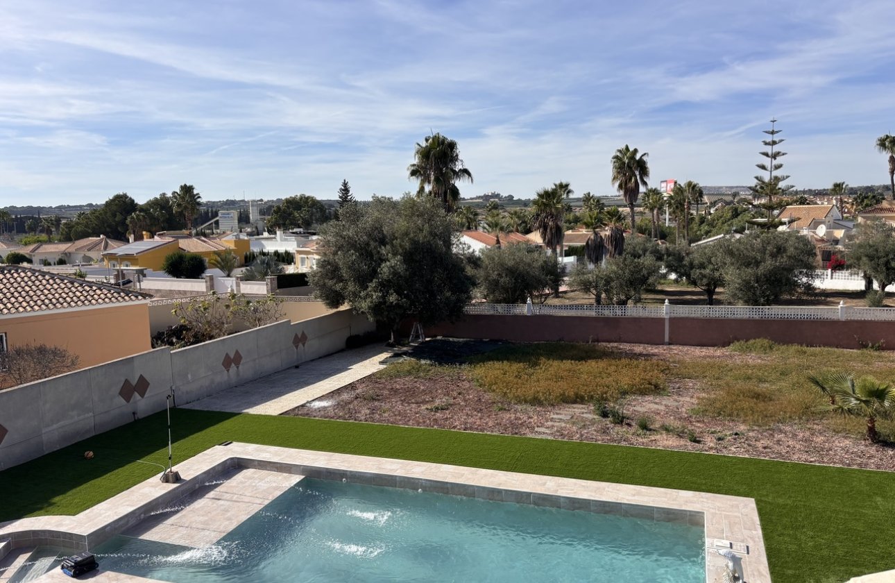 Resale - Villa - Benijofar