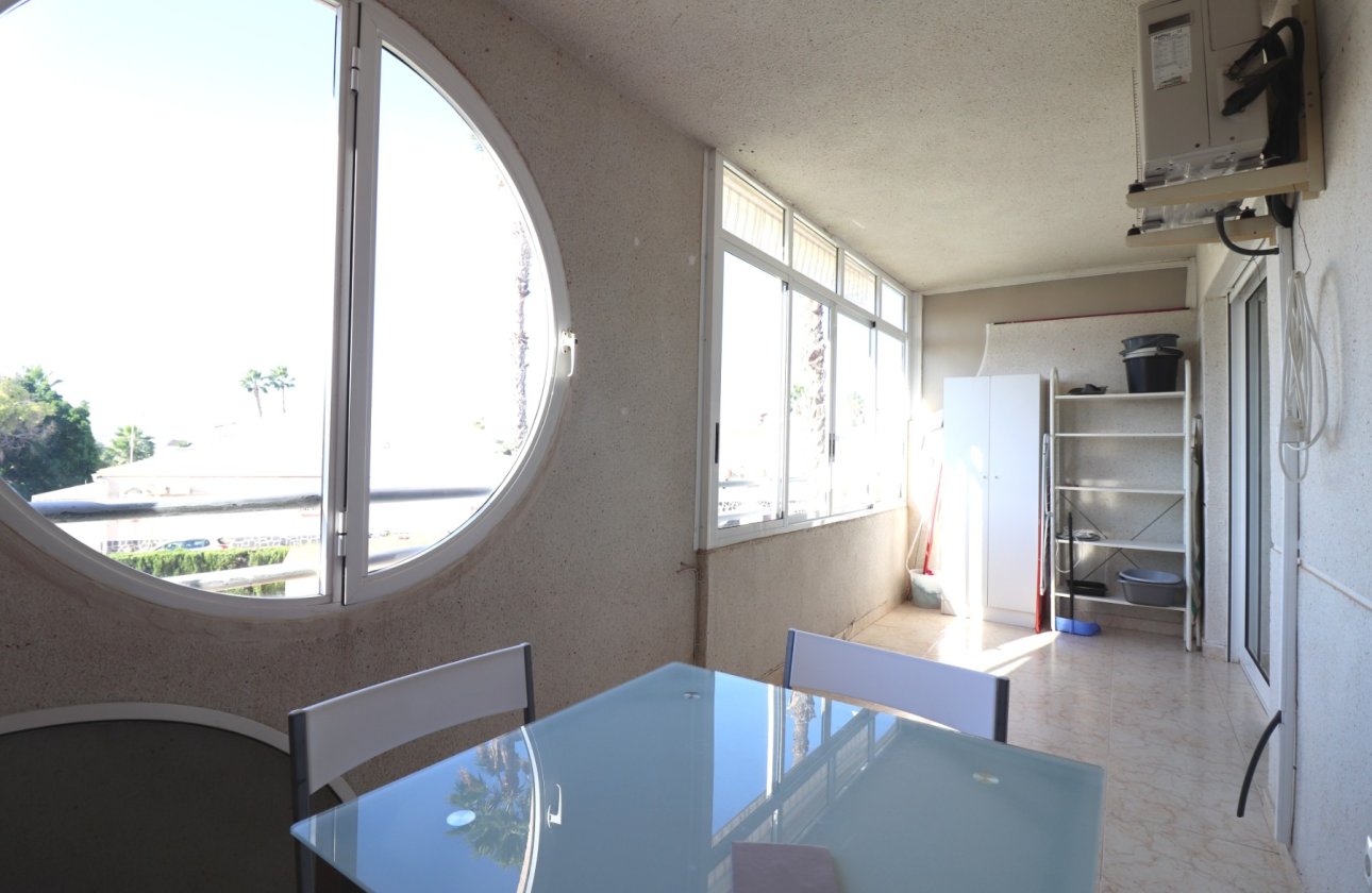 Resale - Apartment / flat - Torrevieja - San Luis
