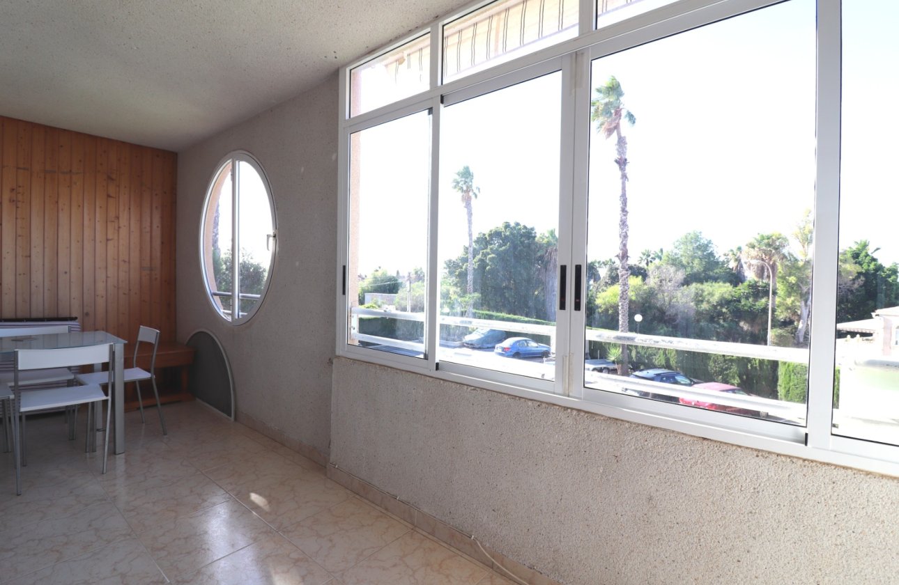 Resale - Apartment / flat - Torrevieja - San Luis
