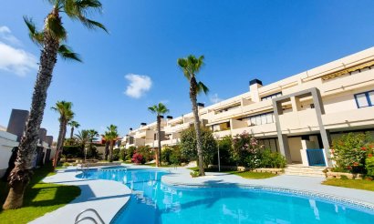 Resale - Apartment / flat - Torrevieja - La Mata