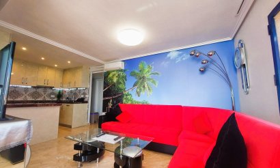 Resale - Apartment / flat - Torrevieja - La Mata