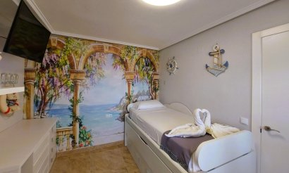 Resale - Apartment / flat - Torrevieja - La Mata