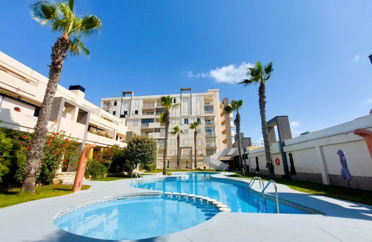 Resale - Apartment / flat - Torrevieja - La Mata