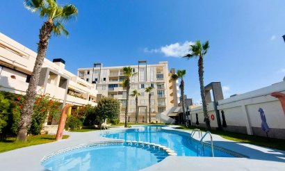Resale - Apartment / flat - Torrevieja - La Mata