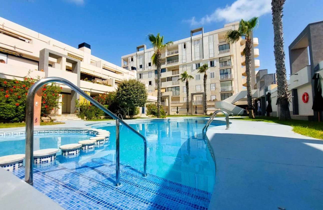 Resale - Apartment / flat - Torrevieja - La Mata
