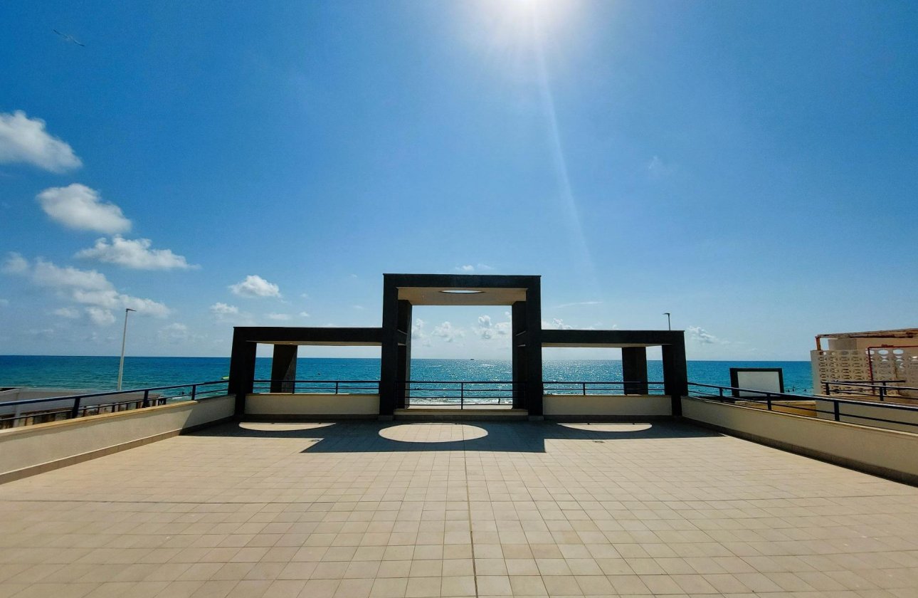 Resale - Apartment / flat - Torrevieja - La Mata