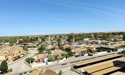 Resale - Apartment / flat - Orihuela Costa - Dehesa de campoamor