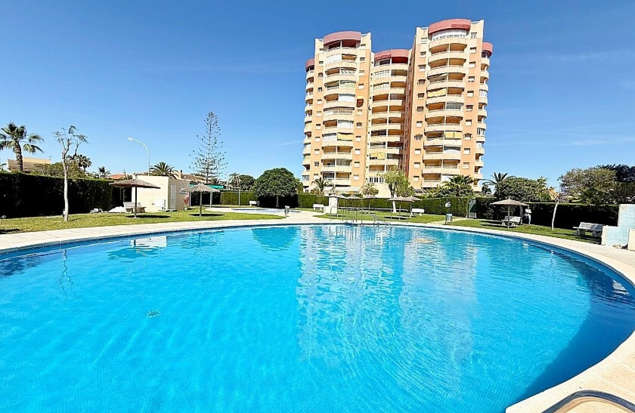 Resale - Apartment / flat - Orihuela Costa - Dehesa de campoamor