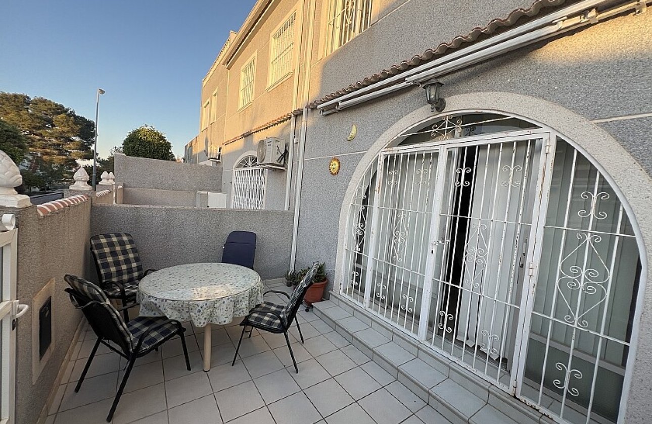 Resale - Townhouse - Torrevieja - La Siesta