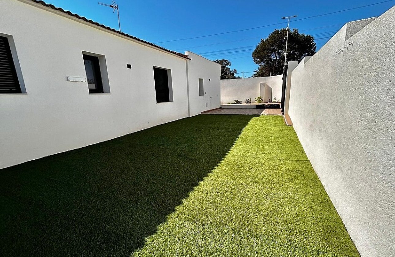 Resale - Villa - Torrevieja - Los Balcones