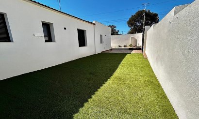 Resale - Villa - Torrevieja - Los Balcones