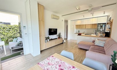 Resale - Villa - Orihuela Costa - La Zenia