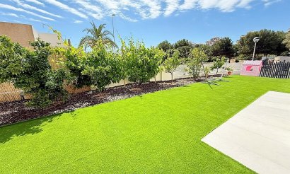 Resale - Villa - Orihuela Costa - La Zenia